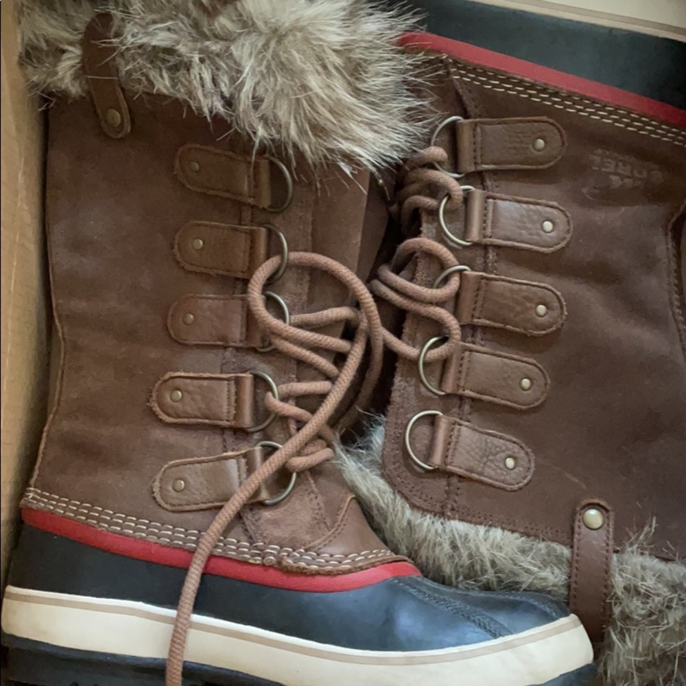 Joan of Arctic sorel boots